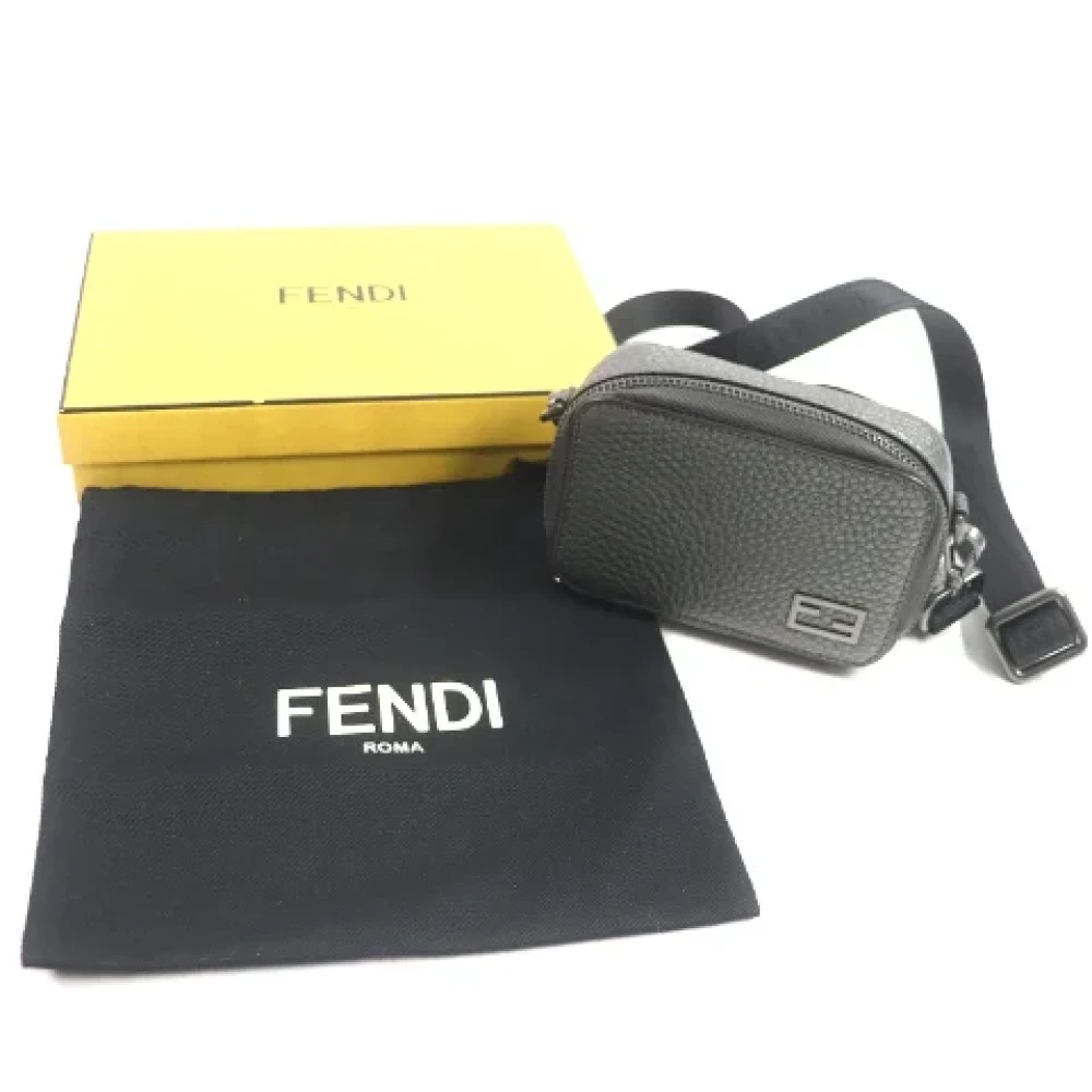 Fendi Vintage Pre-owned Leather shoulder-bags Gray Heren