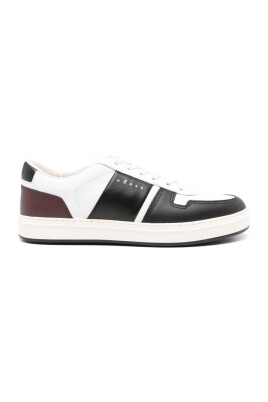 sneakers-elegantes-pour-homme