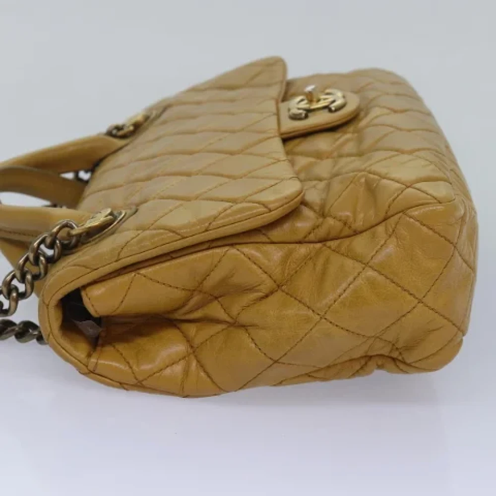 Chanel Vintage Pre-owned Leather chanel-bags Yellow Dames