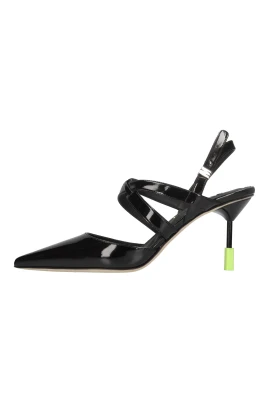 Lackpumps med slingback-rem