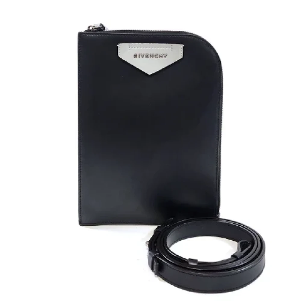 Givenchy Pre-owned Fabric crossbody-bags Black Dames