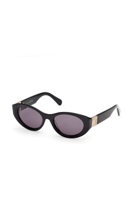 black-oval-sunglasses-with-smoke-lenses