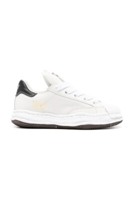 white-leather-puffer-low-top-sneaker