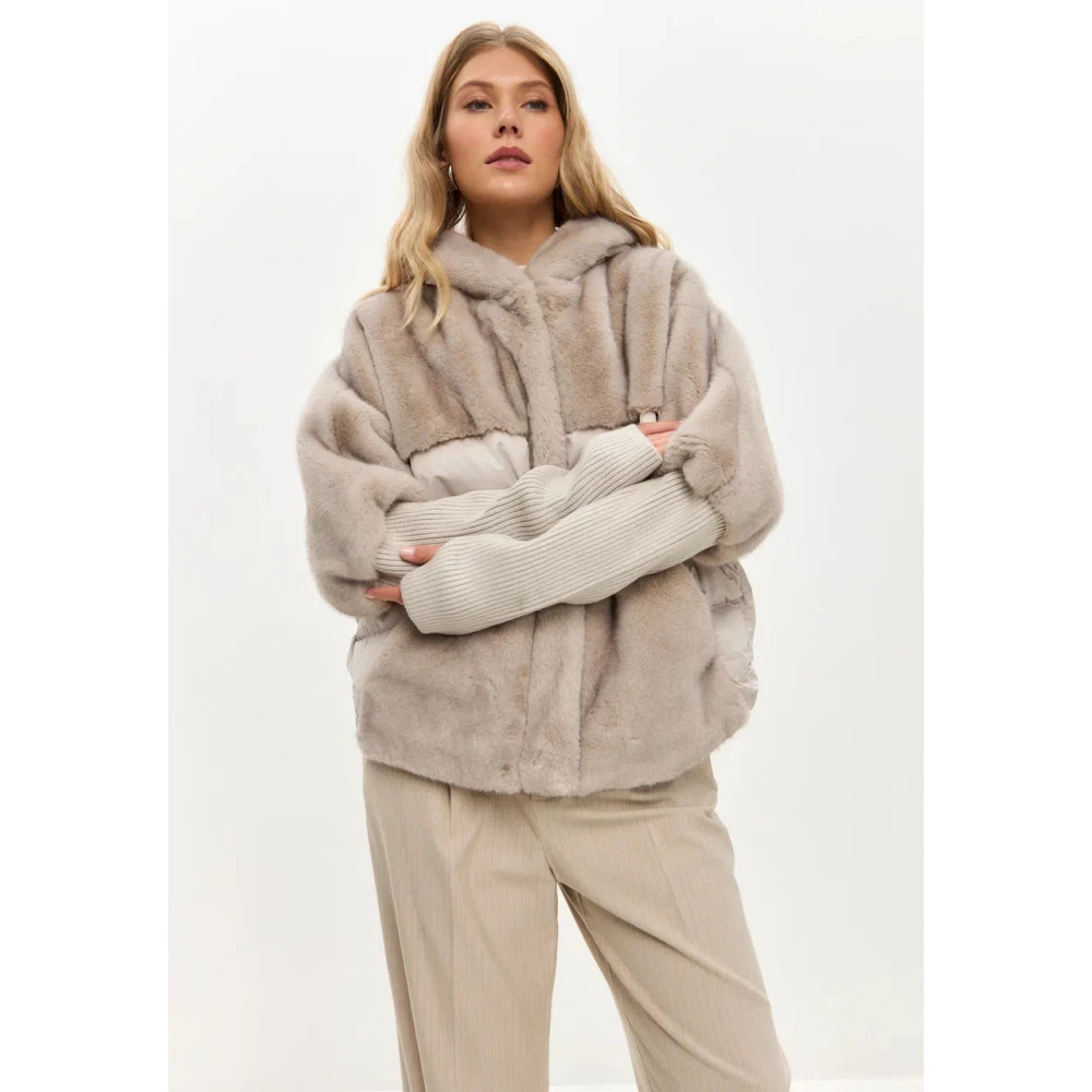 Cesare Gaspari Oversized Faux Fur Jacket Ivory Beige Dames