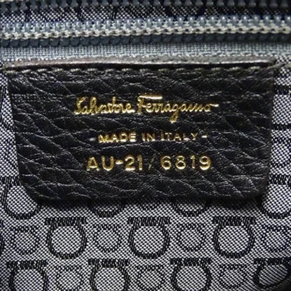 Salvatore Ferragamo Pre-owned Leather handbags Black Dames