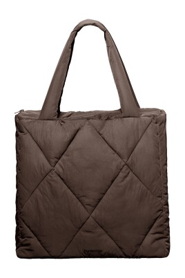 diamond-quilted-padded-bag