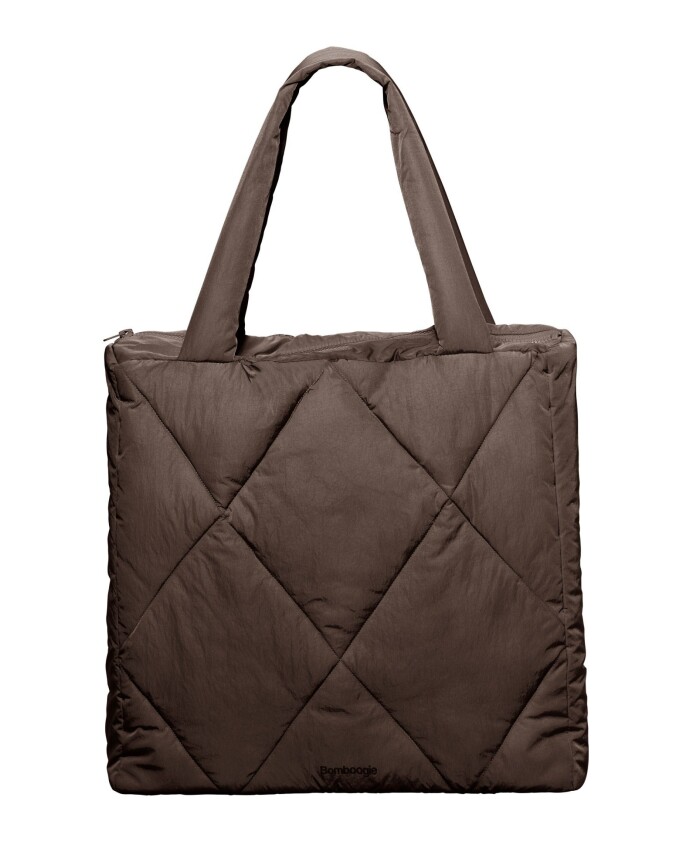 diamond-quilted-padded-bag