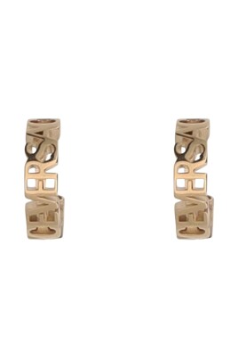 texturerade-guld-hoop-orhangen-elegant-design