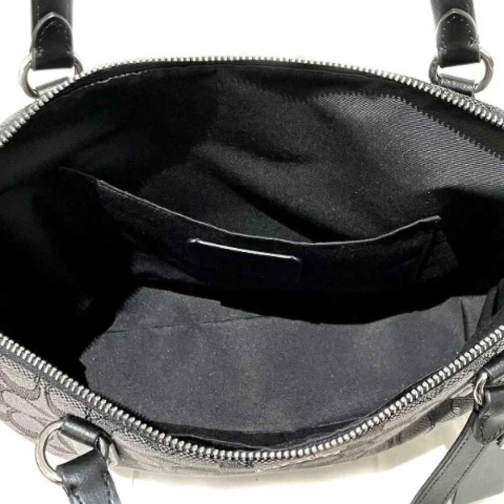 Coach Pre-owned Canvas handbags Gray Dames