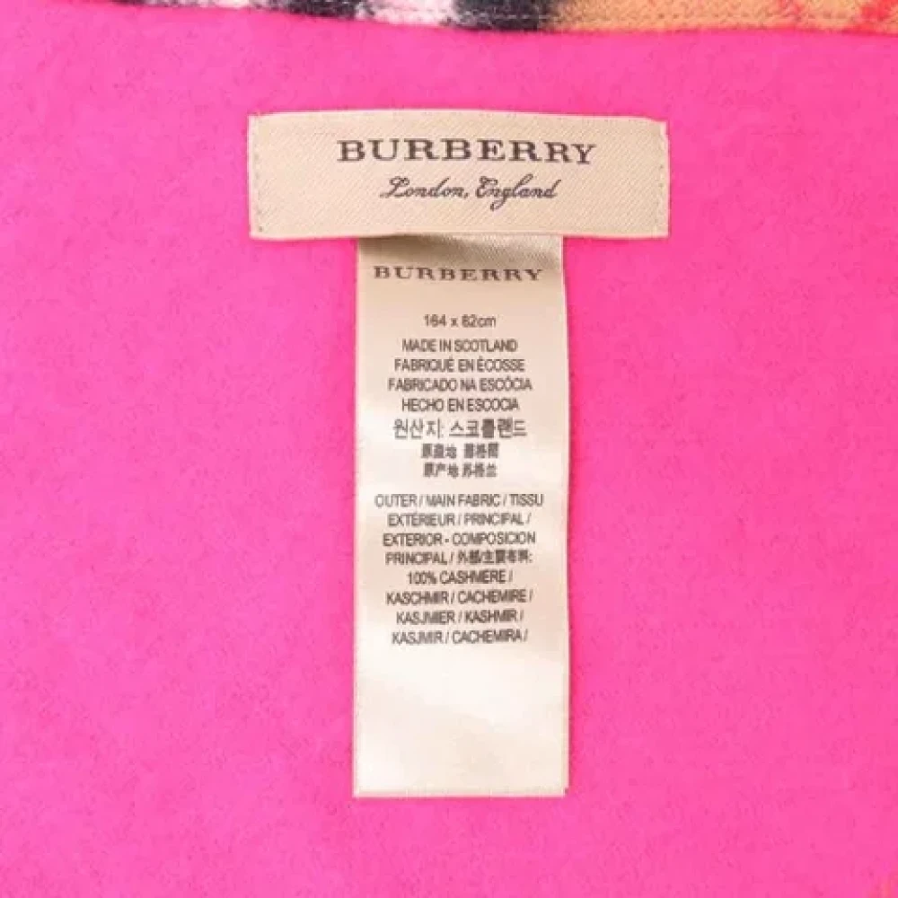 Burberry Vintage Pre-owned Cashmere scarves Brown Dames