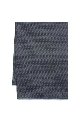 jacquard-cross-style-wool-scarf