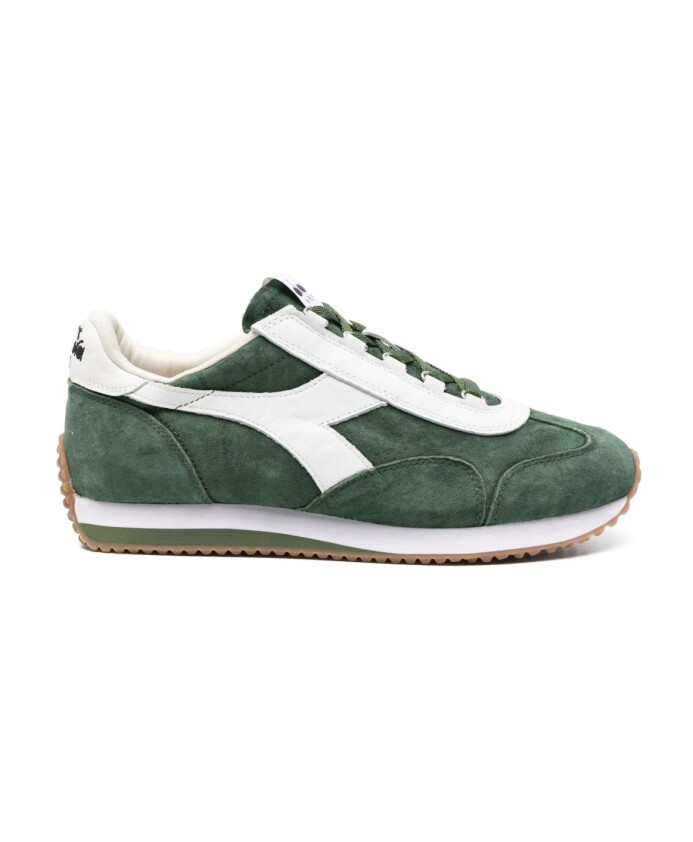 sneakers-verts-lacets-semelle-en-caoutchouc