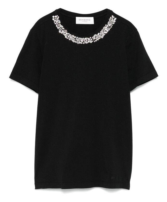 t-shirt-a-manches-courtes-avec-applications