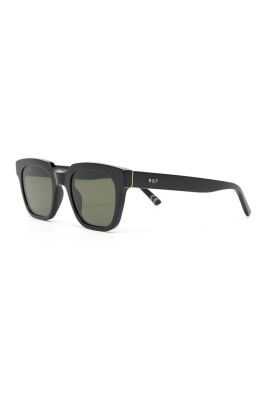 lunettes-de-soleil-noires-pour-un-usage-quotidien