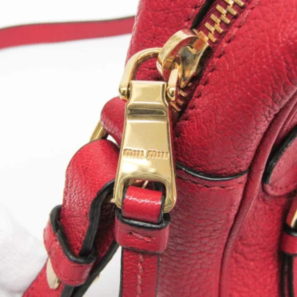 Miu Pre-owned Leather shoulder-bags Red Dames