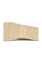 baskets-blanches-pour-un-look-elegant