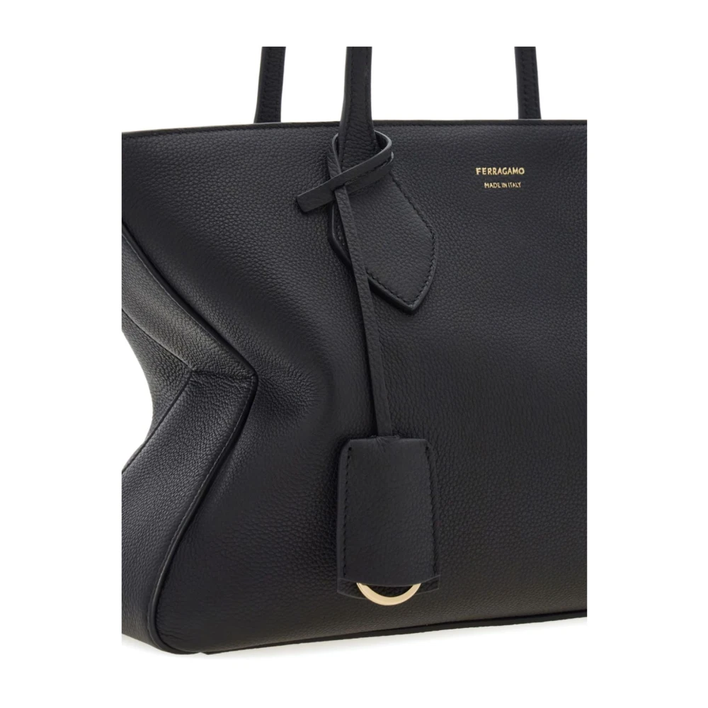 Salvatore Ferragamo Zwarte tassen voor een stijlvolle uitstraling Black Dames
