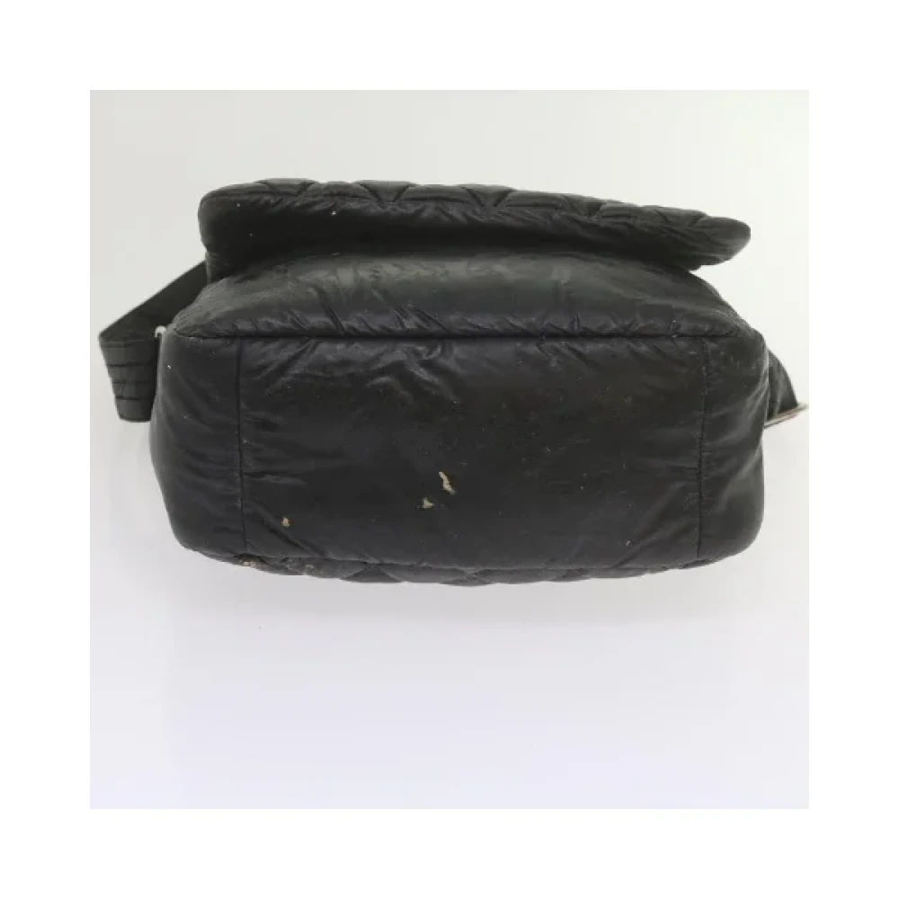 Chanel Vintage Pre-owned Nylon shoulder-bags Black Dames