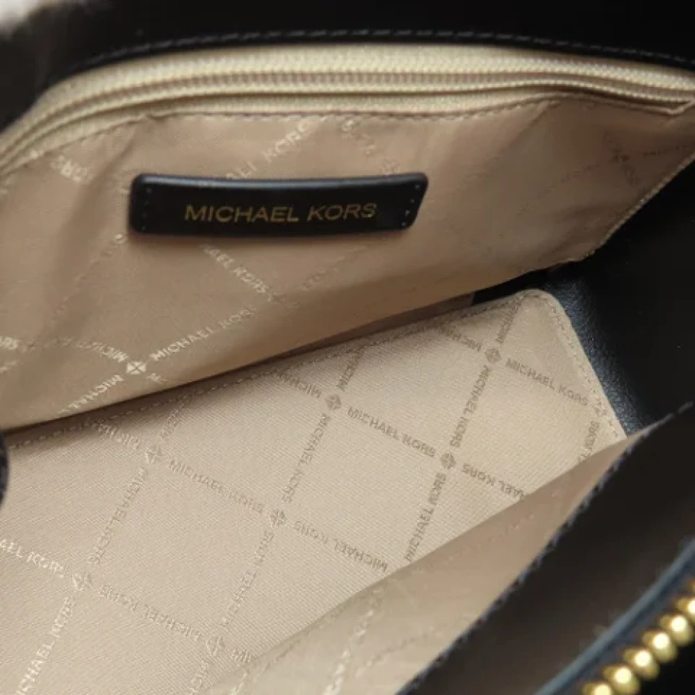 Michael Kors Pre-owned Canvas handbags Black Dames