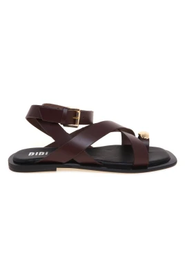 Vaz Sandal