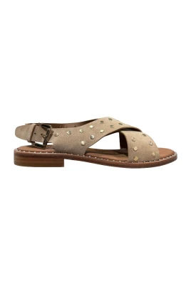 Sandalias con tachas