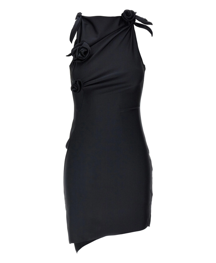 robe-noire-avec-appliques-de-fleurs