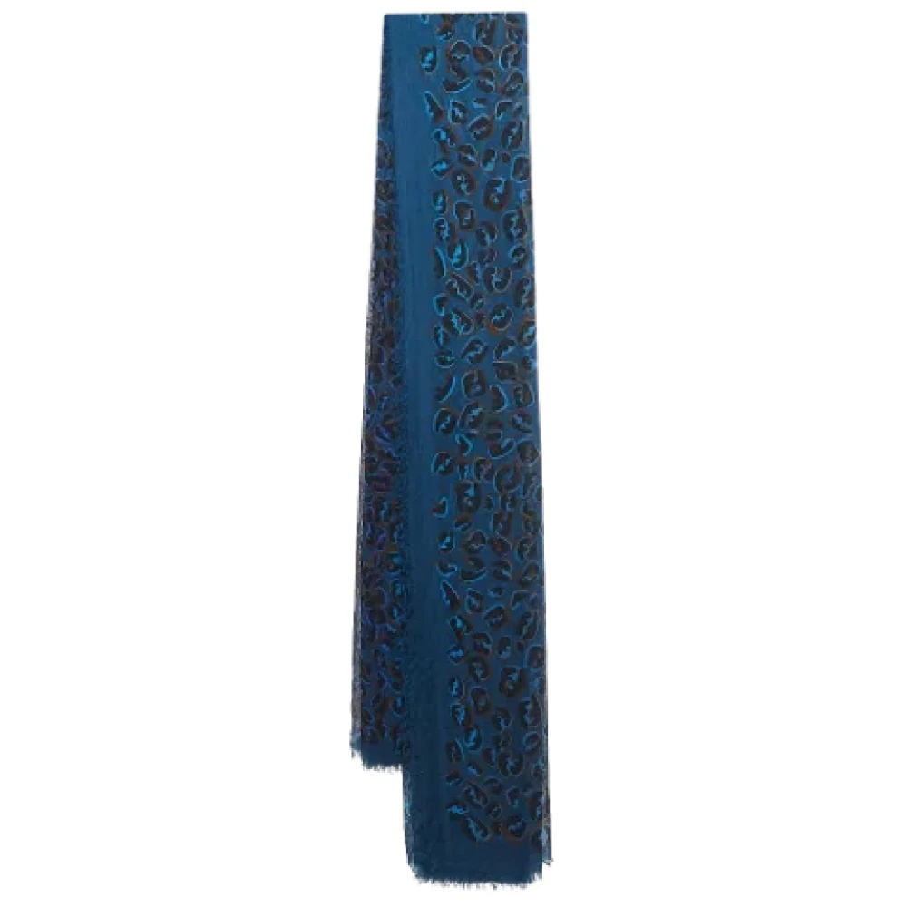 Fendi Vintage Pre-owned Silk scarves Blue Unisex