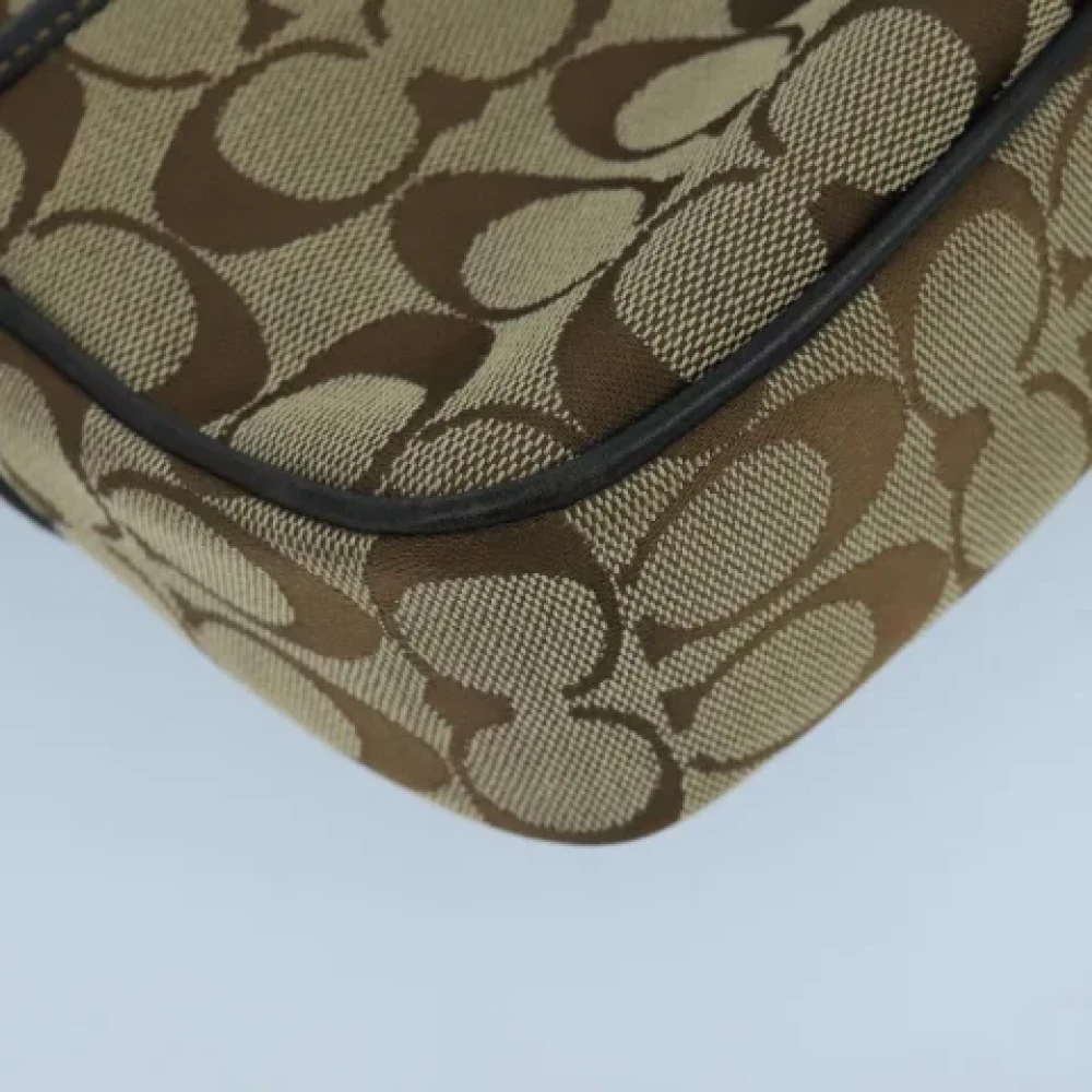 Coach Pre-owned Canvas handbags Beige Dames