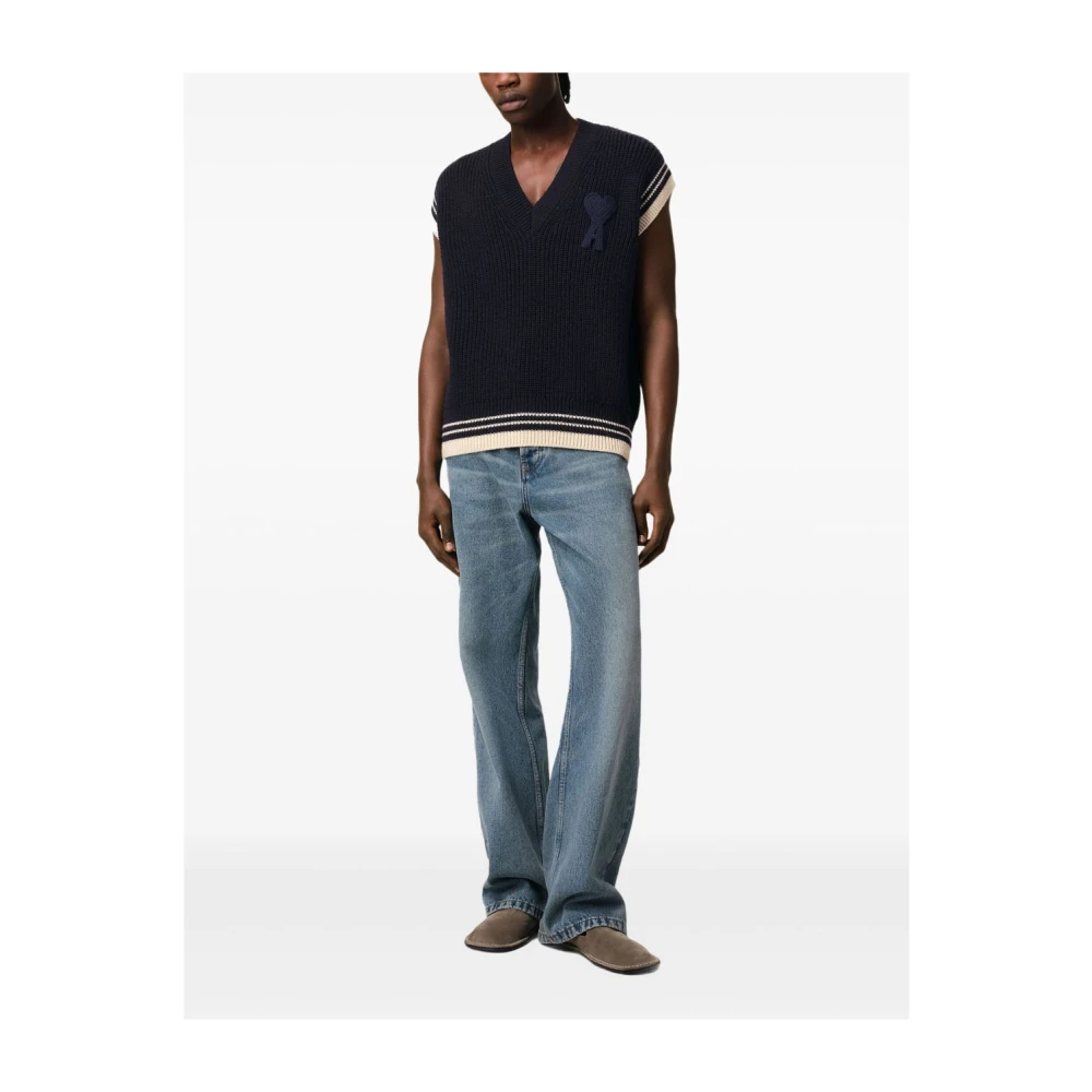 Ami Paris Blauwe V-hals trui met kenmerkend motief Blue Heren