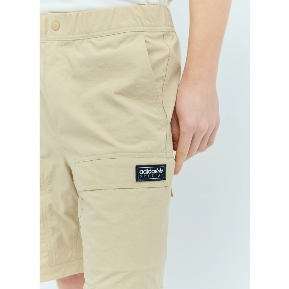 adidas Originals Cargo Shorts Logo Patch Beige Heren