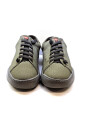 chaussures-slip-on-elastiques-en-kaki