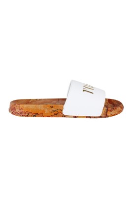 white-flip-flops-and-sliders