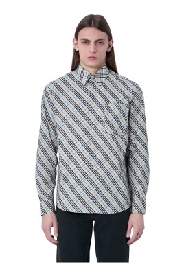 chemise-a-carreaux-classique