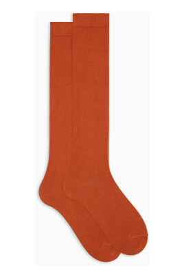 mans-langa-enfargade-orange-bomullstrumpor