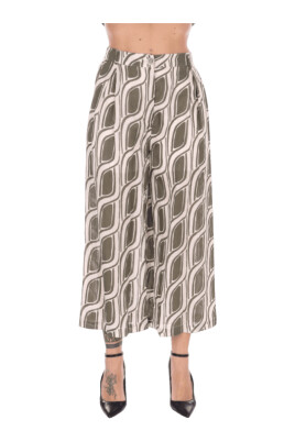 pantalon-long-vert-avec-detail-lj