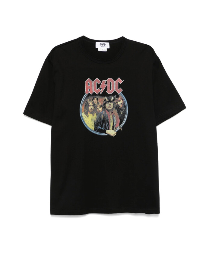 black-crew-neck-t-shirt
