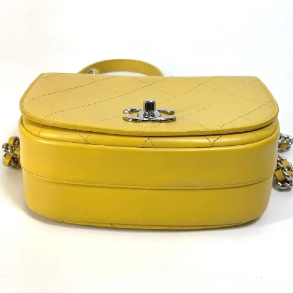 Chanel Vintage Pre-owned Leather chanel-bags Yellow Dames