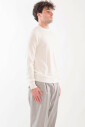 pull-en-maille-a-cotes-contrastees