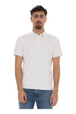 polo-a-manches-courtes-avec-logo