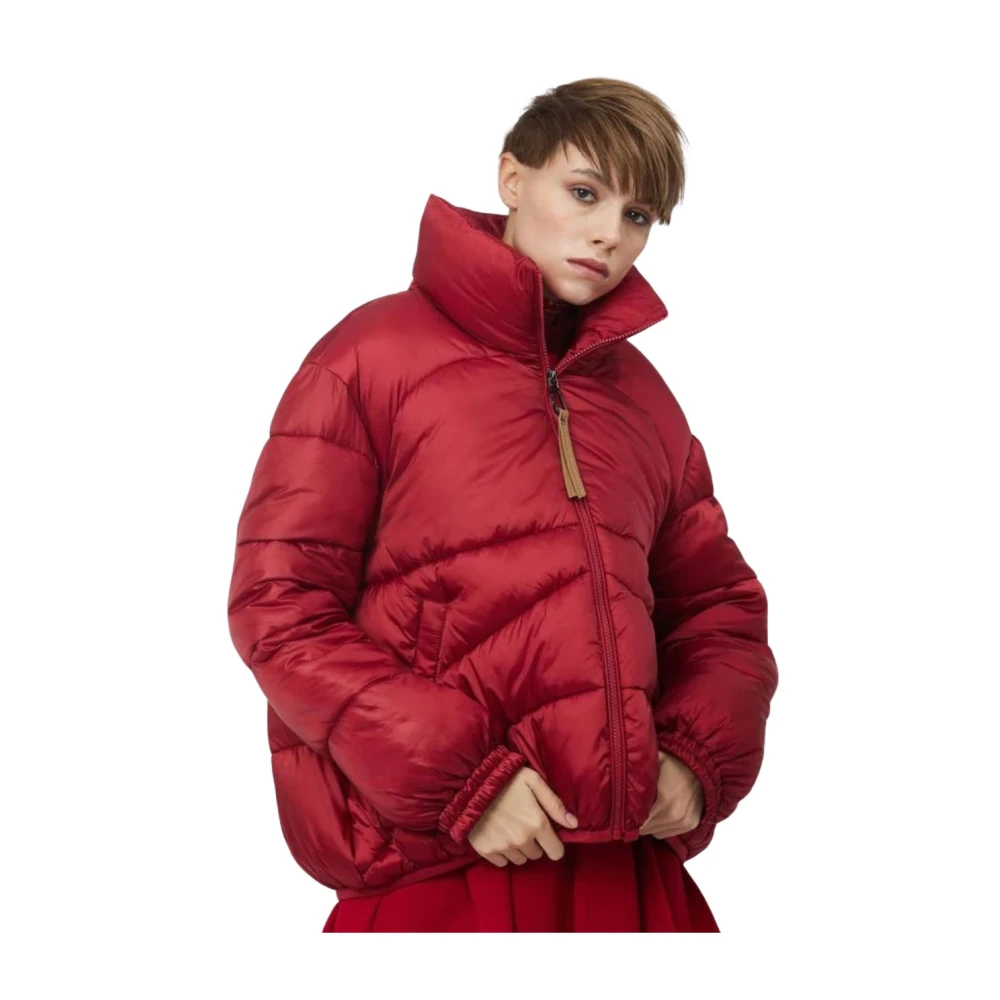 Silvian Heach Damen Rot Daunenjacke