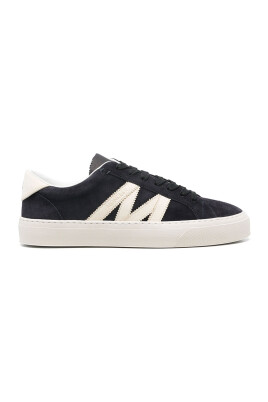 casual-sneakers-for-everyday-wear