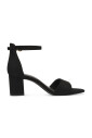 black-flat-pumped-sandals-for-women