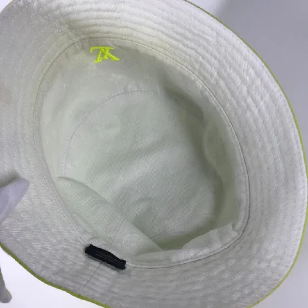 Louis Vuitton Vintage Pre-owned Cotton hats Yellow Dames