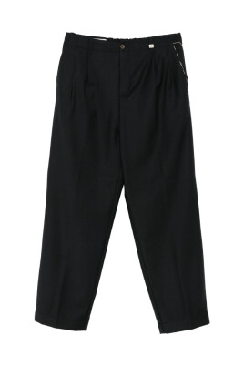 black-pleated-mid-rise-waist-jeans