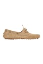 chaussures-bateau-en-daim-beige-avec