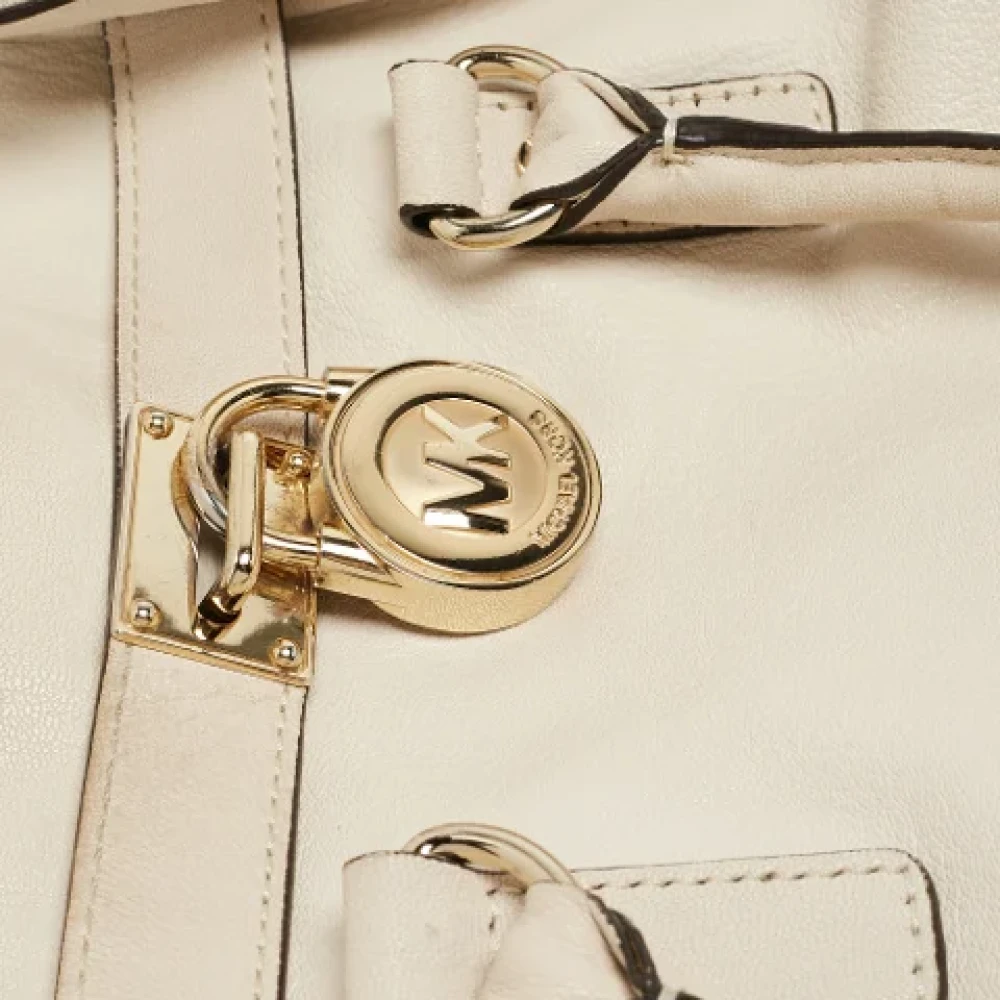 Michael Kors Pre-owned Leather totes Beige Dames