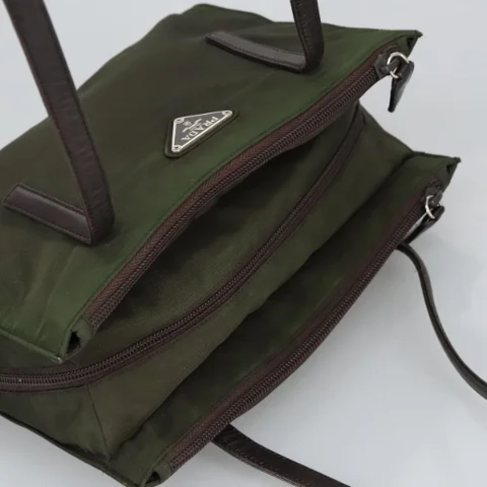 Prada Vintage Pre-owned Leather shoulder-bags Green Dames