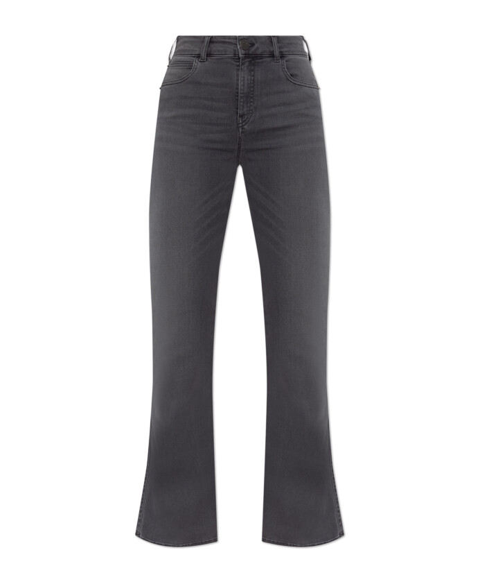 jeans-met-uitlopende-pijpen