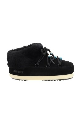 bottines-avec-perles-et-daim