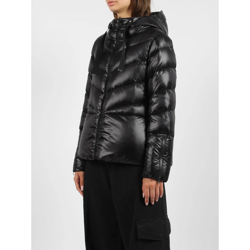 Herno Nylon Chevron-Quilted Donzen Jas Black Dames